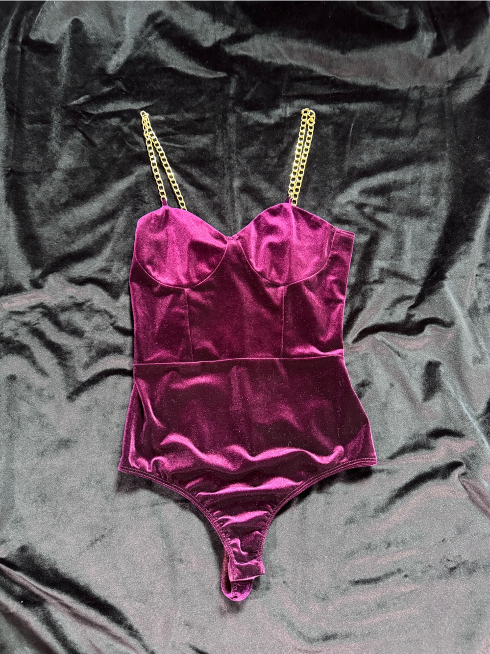 Plunge Velvet One-Shoulder Chain-Strap Bodysuit in Burgundy